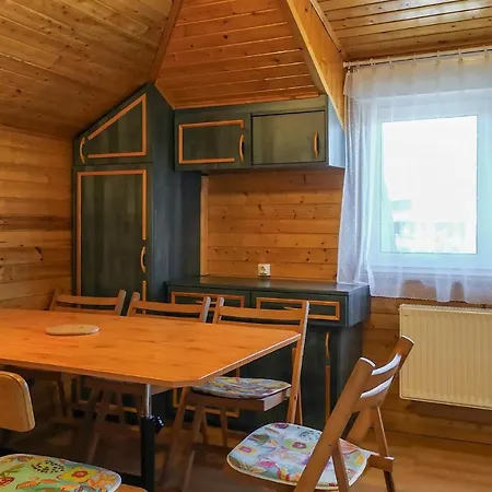 Nice In W/ Outdoor Swimming Pool, Outdoor Swimming Pool And 2 Bedrooms